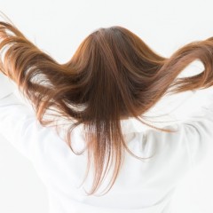 洗い流さないトリートメントは髪に良くても頭皮には悪い？
