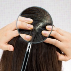髪が抜けやすくなる原因は？共通する特徴を解説します！