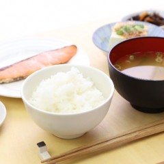 心も身体も暖まる湯豆腐を食べて美髪に