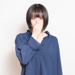 外出中に汗をかいたときのヘアケア方法