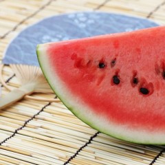 ローフードを食べると美髪になれる？ローフードの身体や髪への効果とは