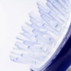 静電気を防止する櫛とは