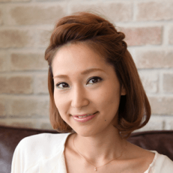 ■大人デコ出しハーフアップ■ ~大人気のバレッタ・アレンジ~ ヘアアレンジ ミディアムヘア