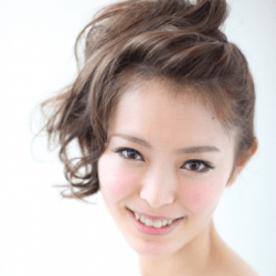 ポンパドール×ポニーテールのスッキリアレンジ★ ヘアアレンジ ミディアムヘア