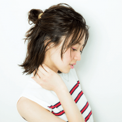 伸びたボブを活用しちゃう♪ゆるお団子 ヘアアレンジ ミディアムヘア