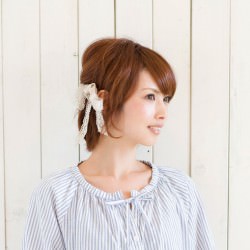 「ハーフアップ×ボブ」が可愛いヘア　ヘアアレンジ　ミディアムヘア