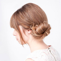 ★低い位置で大人めおだんご★ ヘアアレンジ ロングヘア