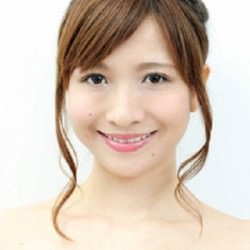 編みこみルーズお団子 ヘアアレンジ ミディアムヘア