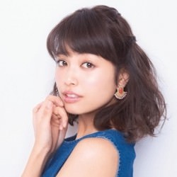 ”後ろ姿も華やか”細め2段編みハーフアップ ヘアアレンジ ミディアムヘア