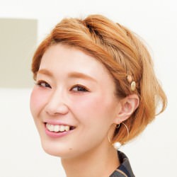 すっきりねじりスタイル ヘアアレンジ ショートヘア