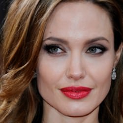 Angelina Jolie: アンジェリーナ・ジョリー　ヘアアレンジ動画　ヘアアレンジ