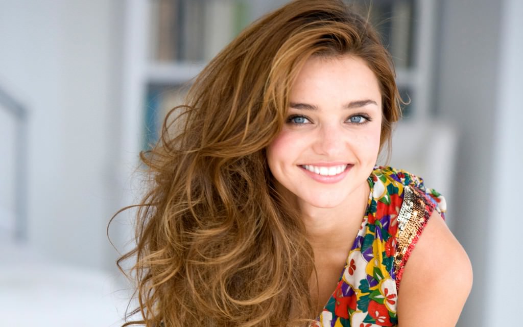 Miranda Kerr ミランダ カー ヘアアレンジ動画 ヘアレシピ 頭美人