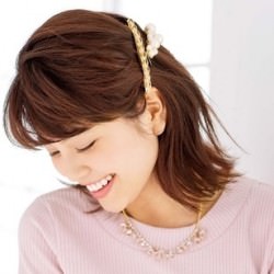 上品&可愛いハーフアップ ヘアアレンジ ミディアムヘア