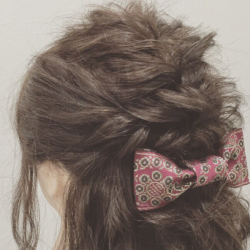 リボンバレッタで作る！お嬢様風ハーフアップ　ヘアアレンジ　ロングヘア