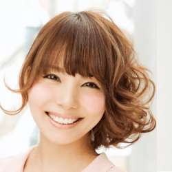 巻く+ ねじる+ 寄せるだけ!華やかアシメアレンジも簡単 ヘアアレンジ ショートヘア