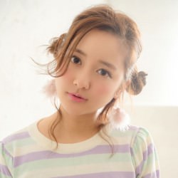 カジュアルWおだんご ヘアアレンジ ミディアムヘア