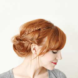 編み込みゆるふわシニヨン ヘアアレンジ ロングヘア