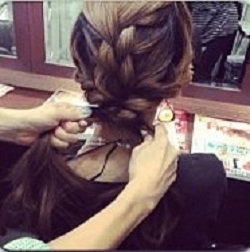 今話題！Rumiさんのへアアレンジ『編み込み×くるりんぱ』　ヘアアレンジ　ロングヘア