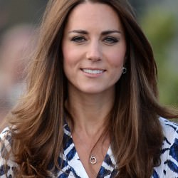 Kate Middleton: キャサリン妃　ヘアアレンジ動画　ヘアアレンジ