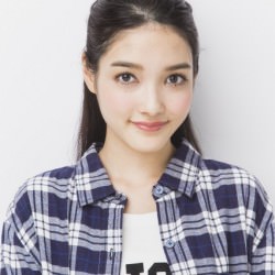 ゴムだんごハーフアップ　ヘアアレンジ　ロングヘア