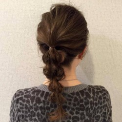 スペードポニーテール ヘアアレンジ ロングヘア