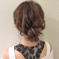 首元すっきり♪大人可愛いアップスタイル ヘアアレンジ ロングヘア