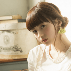 こなれ系リラクシーアップ ヘアアレンジ ミディアムヘア