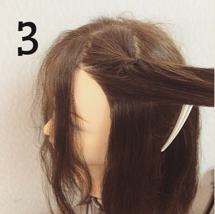 横の髪もすっきり！ピンは使わずにすっきりヘアアレンジ3
