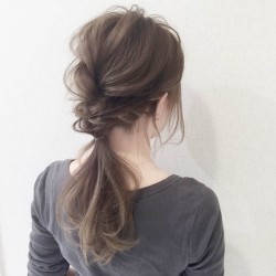 こなれ感がおしゃれ♪簡単にできる編み込みローポニテ　ヘアアレンジ　ロングヘア