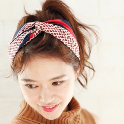 邪魔な前髪もすっきり!ターバン×ポニテアレンジ ヘアアレンジ ミディアムヘア