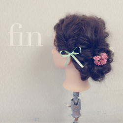 くるりんぱでつくる、上品まとめ髪アレンジ ヘアアレンジ ロングヘア