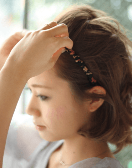 アクティブな時にぴったりのオールバックアレンジ ヘアレシピ 頭美人