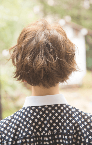 ショートヘアにおすすめ！前髪ねじりアレンジバック