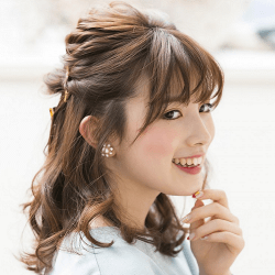 愛されふんわりハーフアップ　ヘアアレンジ　ミディアムヘア