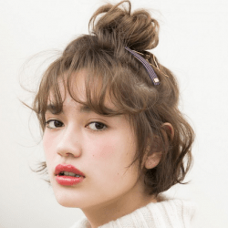 ほつれ質感おだんご ヘアアレンジ ショートヘア