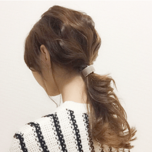 寝起き5分で完成 超かわいい波ウェーブポニーの作り方 ヘアレシピ 頭美人