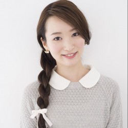 サイド寄せクロス編み ヘアアレンジ ロングヘア
