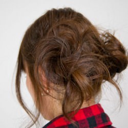 ツインテールで作るアップ系ヘアアレンジ ヘアレシピ 頭美人 ツインテールで作るアップ系ヘアアレンジ ヘアレシピ 頭美人