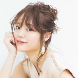 おくれ毛がかわいい♡おだんごヘアアレンジ ヘアアレンジ ロングヘア