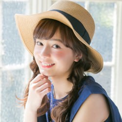 大人でも浮かないゆる可愛なリゾートアレンジ ヘアアレンジ ロングヘア