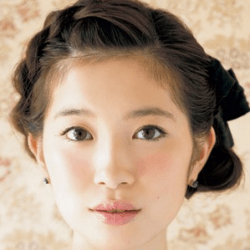 誰もが振り向く♡大人っぽい落ち着いた女優を演じて♡　ヘアアレンジ　ミディアムヘア