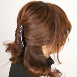 パーティ☆夜会巻きヘアアレンジ　ヘアアレンジ　ミディアムヘア