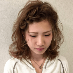 初級編 ミディアムヘアの個性派アレンジ 忙しい朝でも簡単ヘアアレンジ ヘアレシピ 頭美人