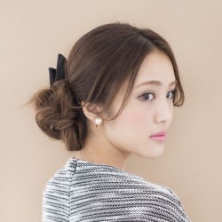 クロス編みダブルシニヨン ヘアアレンジ ロングヘア