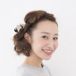 ツイストサイド寄せ♪ ヘアアレンジ ミディアムヘア