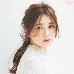 ドレッシーなフェミニンスタイル“くるりんぱハーフアップ”　ヘアアレンジ　ロングヘア