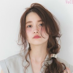 波巻きベースヘアアレンジ ヘアアレンジ ロングヘア