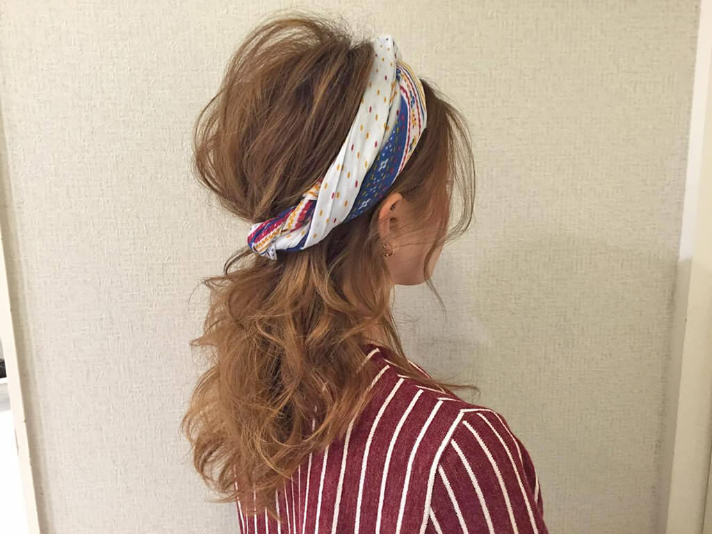 スカーフを使ったトレンドヘアアレンジTOP