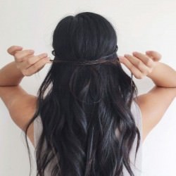 三つ編みで作るボヘミアンヘアー ヘアアレンジ ロングヘア