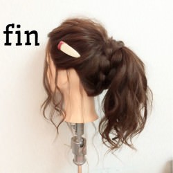 ヘアアクセ要らず！ワンランク上のオシャレなポニーテール！　ヘアアレンジ　ロングヘア